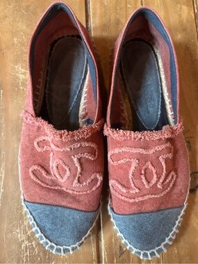 Chanel canvas espadrille red and blue 37